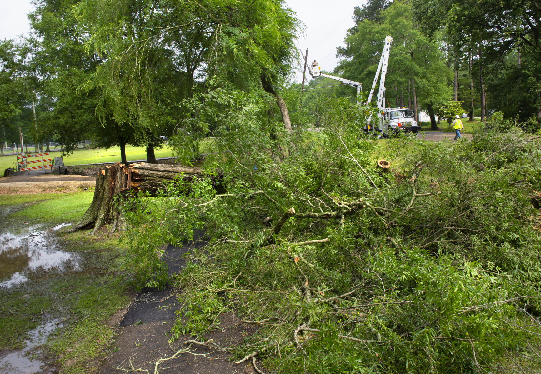 BR.walkerstormdamage.042420 TS 130.JPG